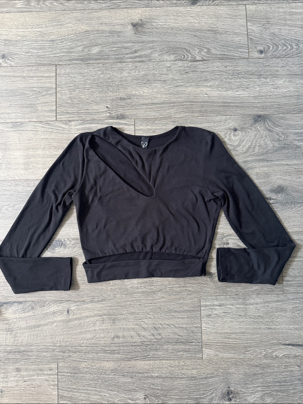 Windsor Black Long-Sleeve Cropped Top